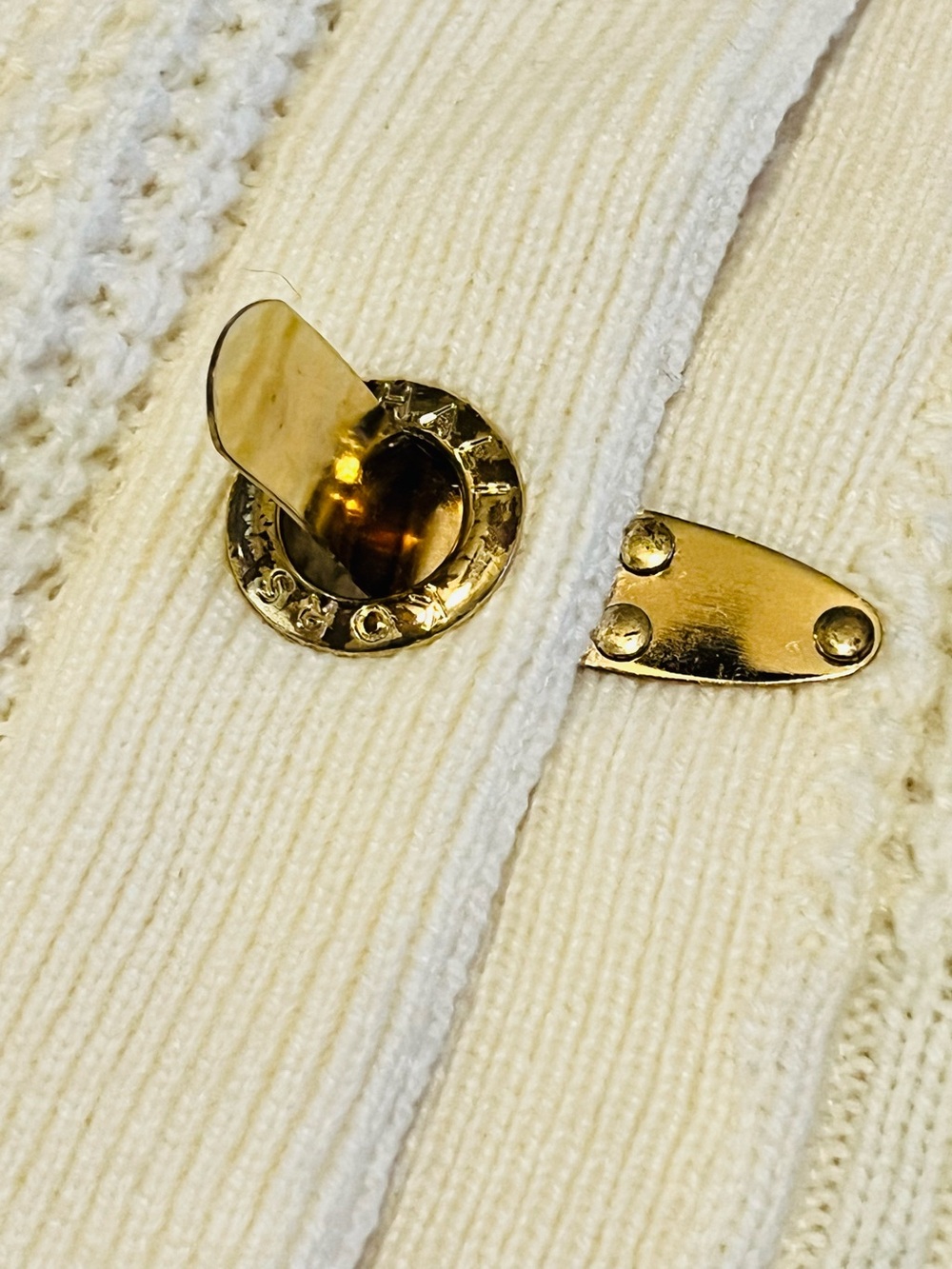 Michael Kors Cream Knit Long Cardigan with Chunky Gold Hardware - Picture 5 of 10